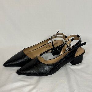 Journee Collection Black Croc-Embossed Heels